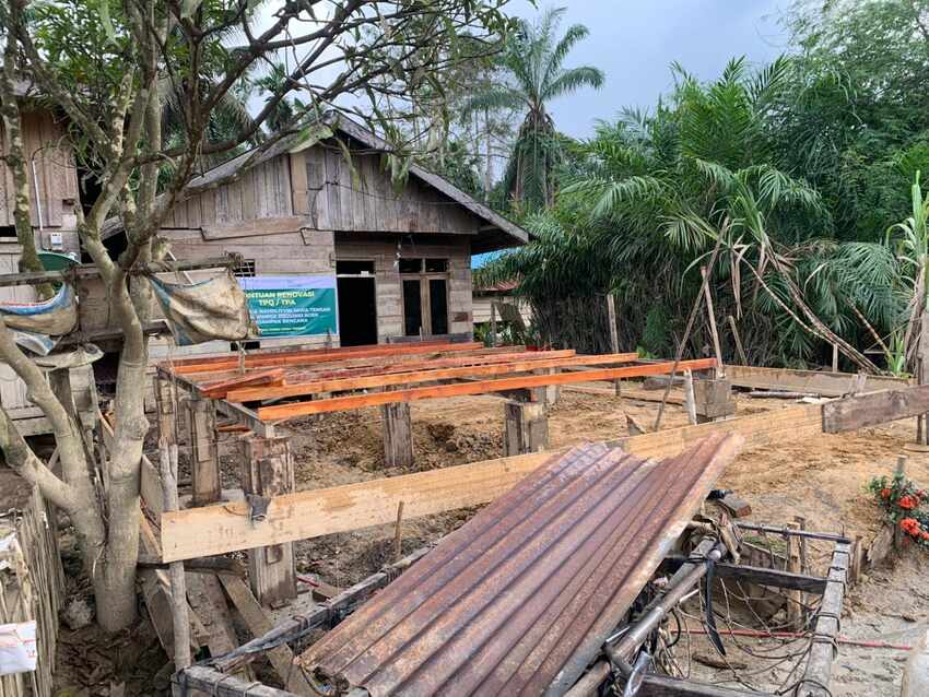 Di Antara Lumpur dan Harapan: Balai Pengajian Peunaron Baru Bangkit Bersama NU Peduli PWNU Jateng