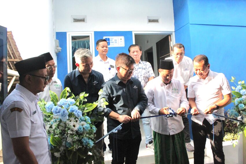 LAZISNU dan Nojorono Resmikan 10 Program Bedah Rumah di Kudus