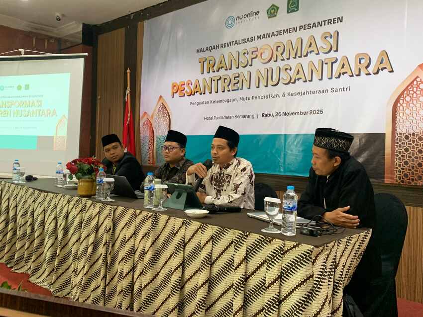 Halaqah Revitalisasi Manajemen Pesantren: Transformasi Pesantren Nusantara